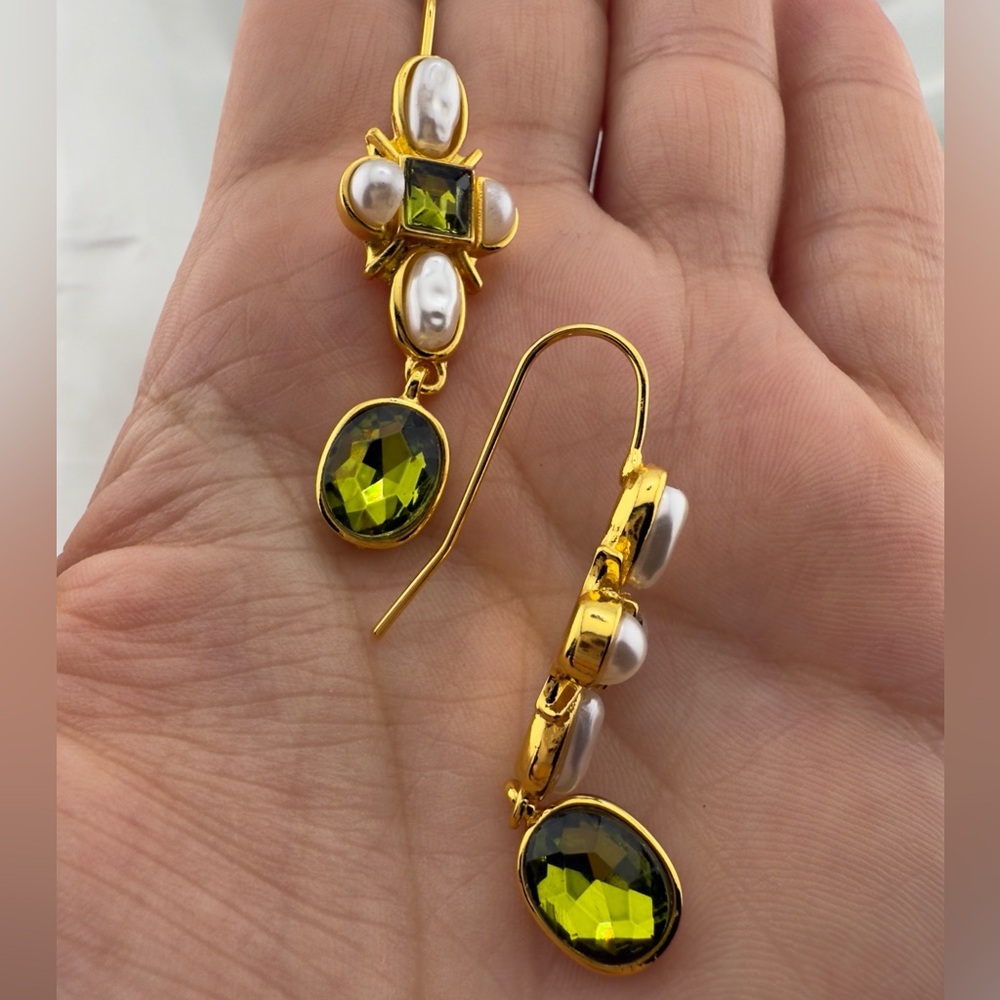 Timeless Pearl & Green Stone Earrings β Quiet Luxury Look - Picture 4 of 5